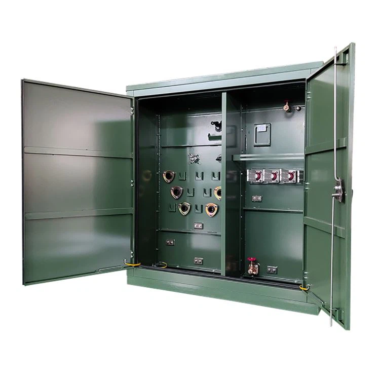 Transformador montado en plataforma lleno de aceite